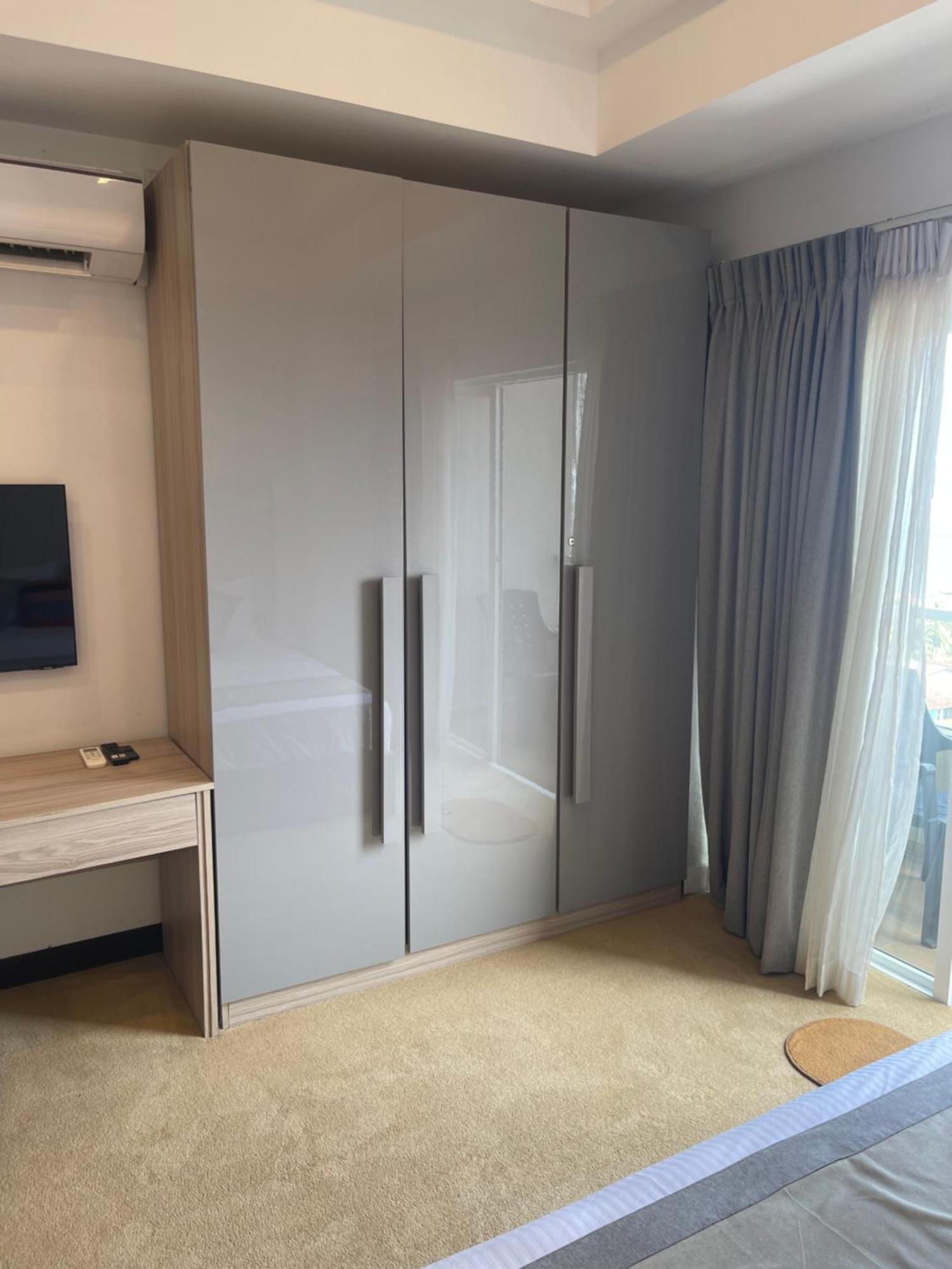 Ocean Breeze Sea View Luxury Apartments Negombo Bagian luar foto