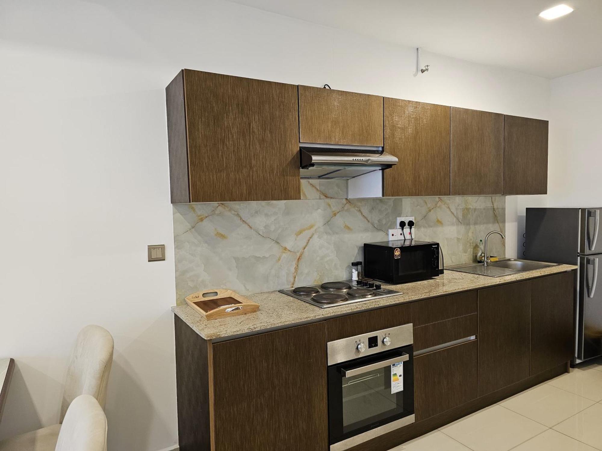 Ocean Breeze Sea View Luxury Apartments Negombo Bagian luar foto